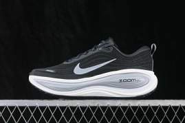 Picture of Nike Vomero Plus _SKUfw24319883785119024fw